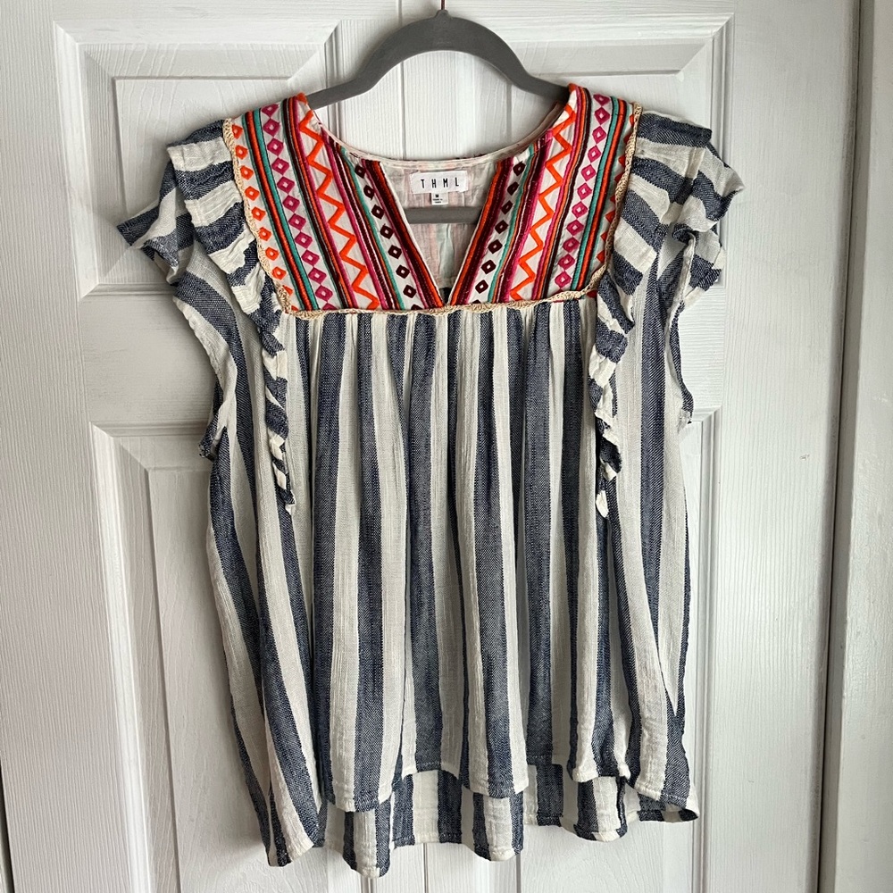 THML Women’s Embroidered Top. Size Medium.